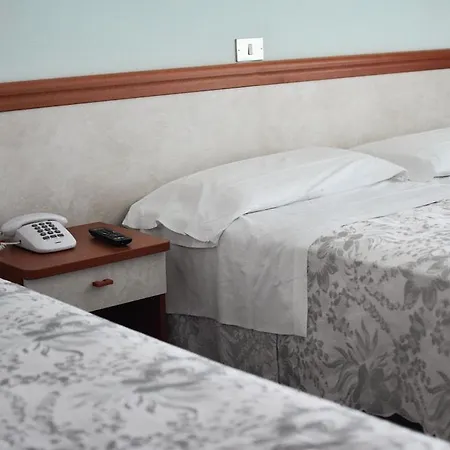 Universal Hotel